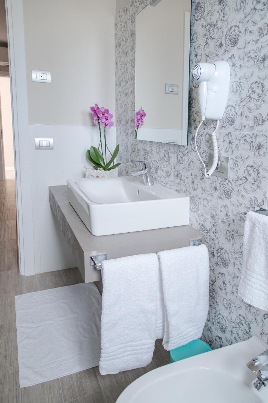 Residenza Angelica Bed & Breakfast Lazise Exterior foto
